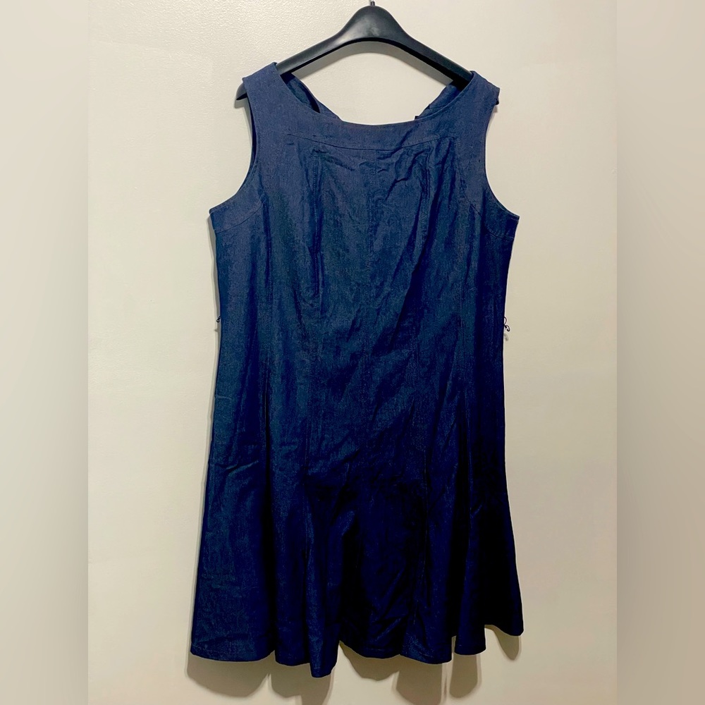 Blue Jean dress with belt. Size 20w.